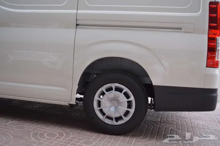 تويوتا باص هاي اس 2026 ديزل قير عادي عبداللطيف جميل 32