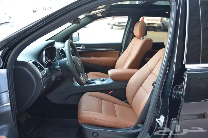 جيب جراند شيروكي ليمتيد 2020 بانوراما فل الفل بطاقة جمركية 41