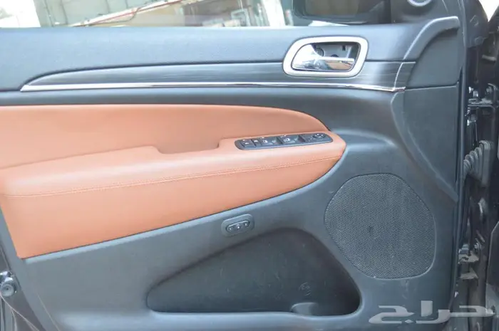 جيب جراند شيروكي ليمتيد 2020 بانوراما فل الفل بطاقة جمركية 21