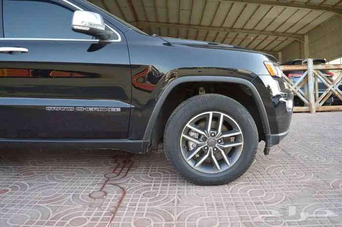 جيب جراند شيروكي ليمتيد 2020 بانوراما فل الفل بطاقة جمركية 48