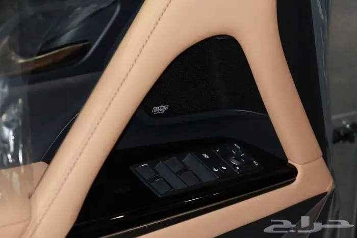 لكزس LX600 BB بنزين 2025 - عروض 50 50 - بدون فوائد 3