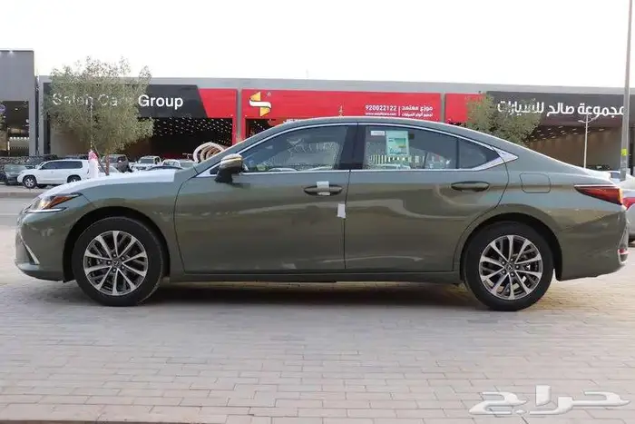 لكزس ES250AA بنزين ستاندر 2025 بالكاش والاقساط 9