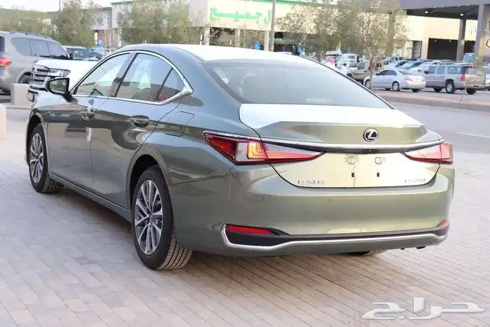 لكزس ES250AA بنزين ستاندر 2025 بالكاش والاقساط 14