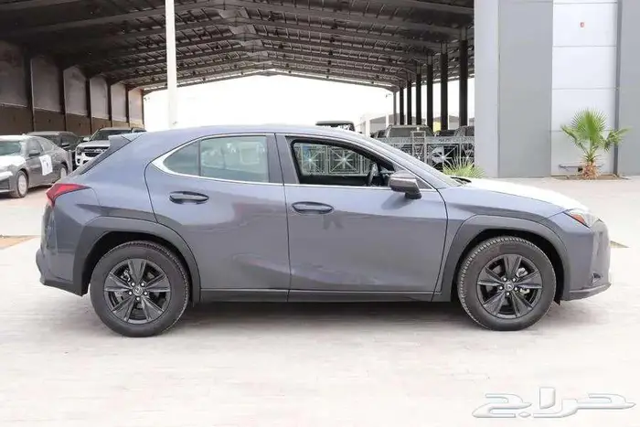 لكزس UX300H AH سعودي 2024 بدون فوايد نظام الدفعتين 23