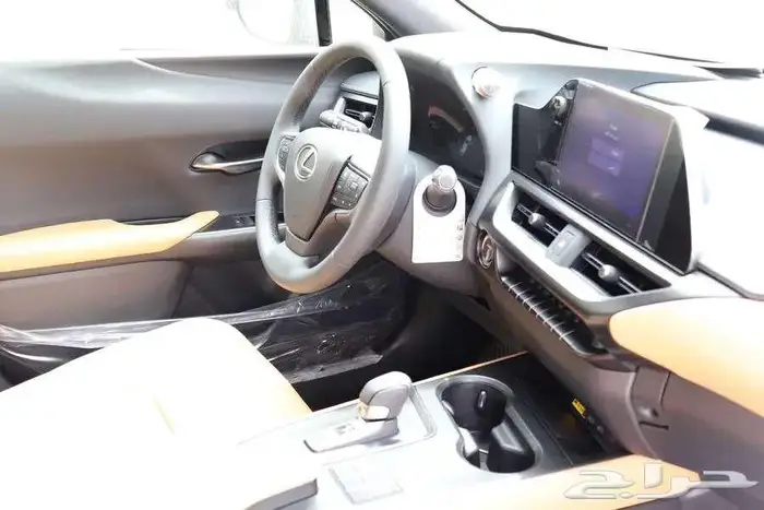 لكزس UX300H AH سعودي 2024 بدون فوايد نظام الدفعتين 29