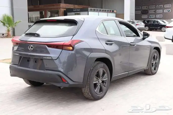 لكزس UX300H AH سعودي 2024 بدون فوايد نظام الدفعتين 38