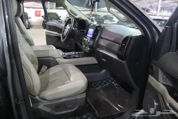 فورد اكسبديشن XLT فل كامل دبل 2020 10