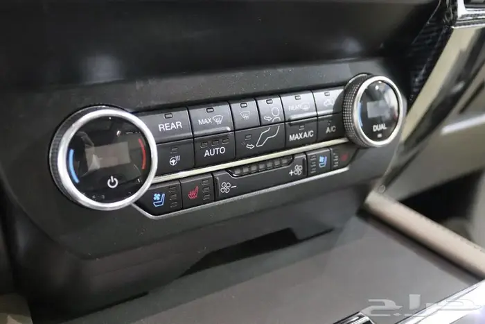 فورد اكسبديشن XLT فل كامل دبل 2020 20