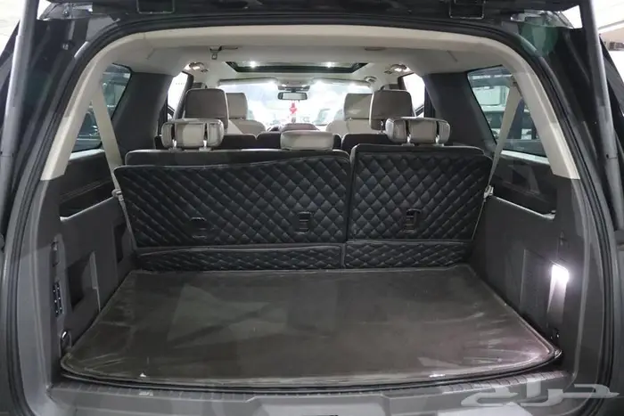 فورد اكسبديشن XLT فل كامل دبل 2020 23