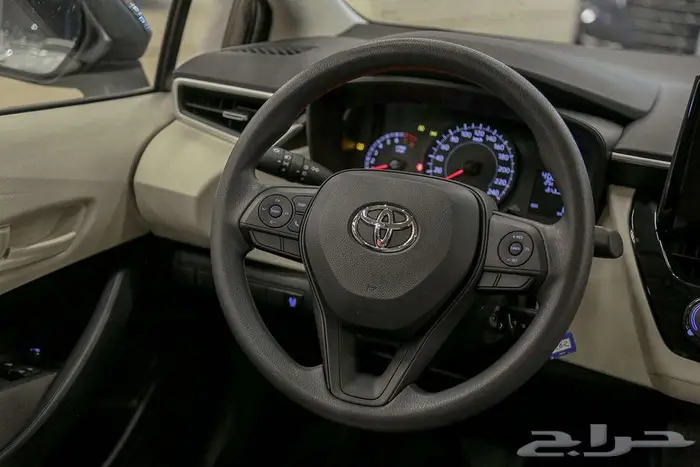 لا تفوت فرصة قيادتك القادمة مع تويوتا كورولا XLI 2.0L 2025 14