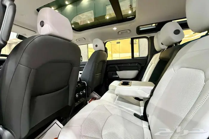 لاند روفر ديفندر S 110 2025 اسود خليجي 9