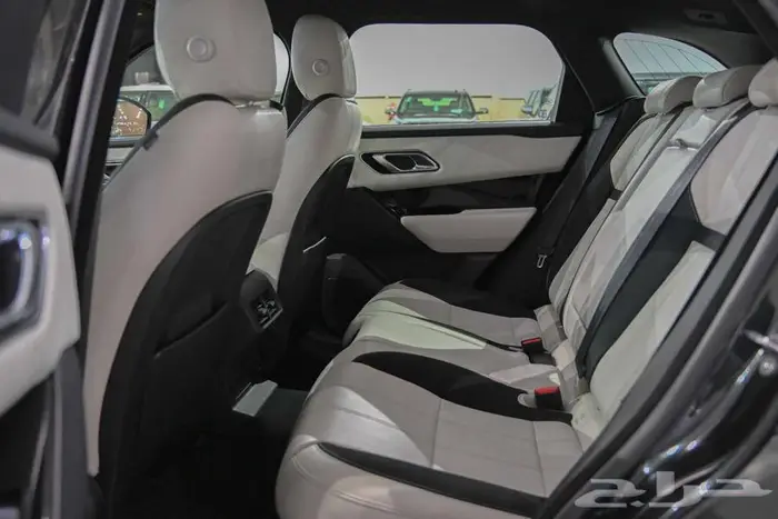 رانج روفر فيلار 2019 بلاك ايشين V4 9