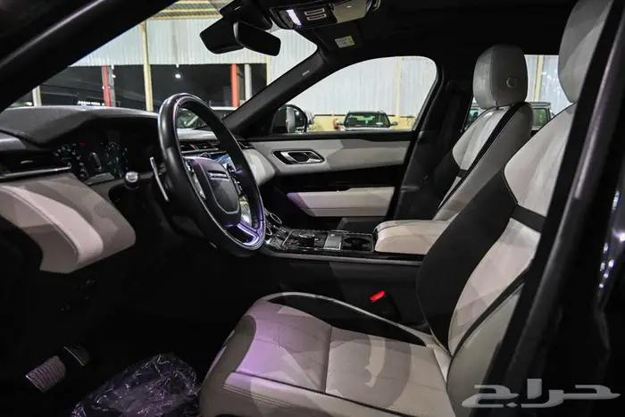 رانج روفر فيلار 2019 بلاك ايشين V4 12