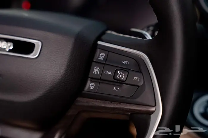 جيب شيروكي ليمتد 2023 اصفااار باقل سعر بالسووق 6