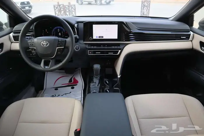 تويوتا كامري 2025 جميع الفئات والالوان 11