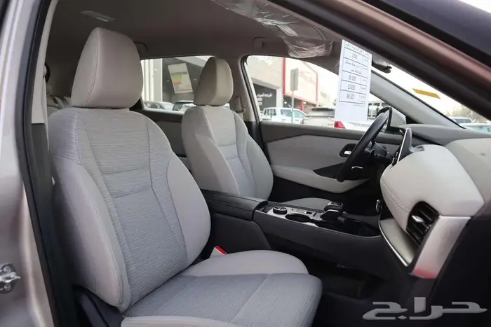 نيسان اكس تريل 5 ركاب استندر 2025 16