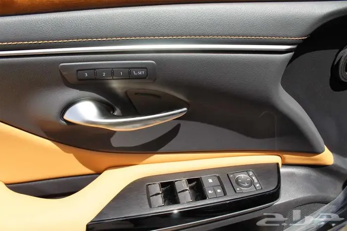 لكزس _ ES300 BH _ نص فل _ 2025_ عروض اقل سعر 8