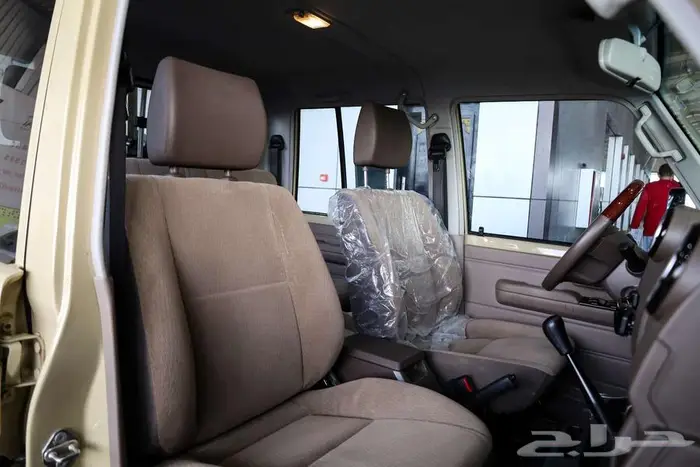 تايوتا شاص بيك أب غمارتين موديل 2022 فل كامل 8