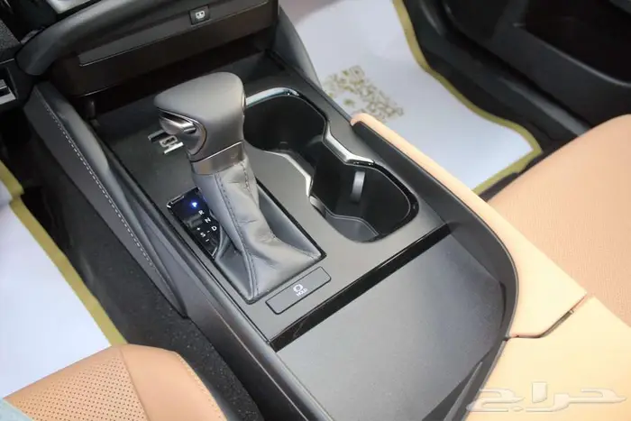 لكزس - ES350 CA - بريمي - 2025.. السعر 188000 11