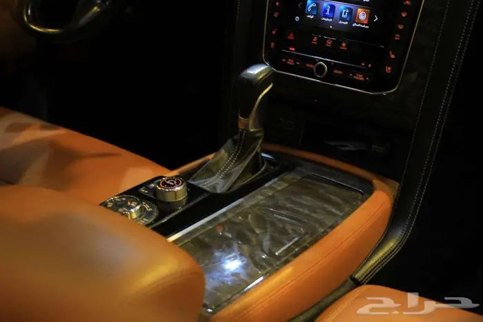 نيسان باترول 2021 بلاتنيوم 21