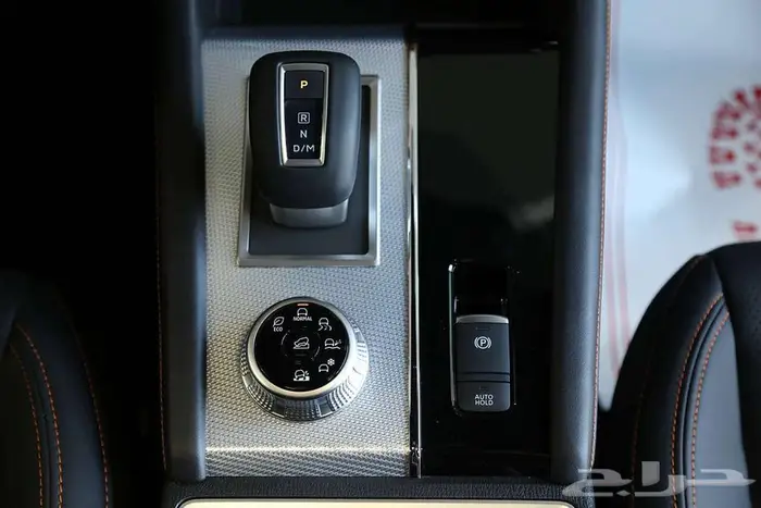 أوتلاندر 2025 Premium  حضور قوي وراحة مترفة لعائلتك 18