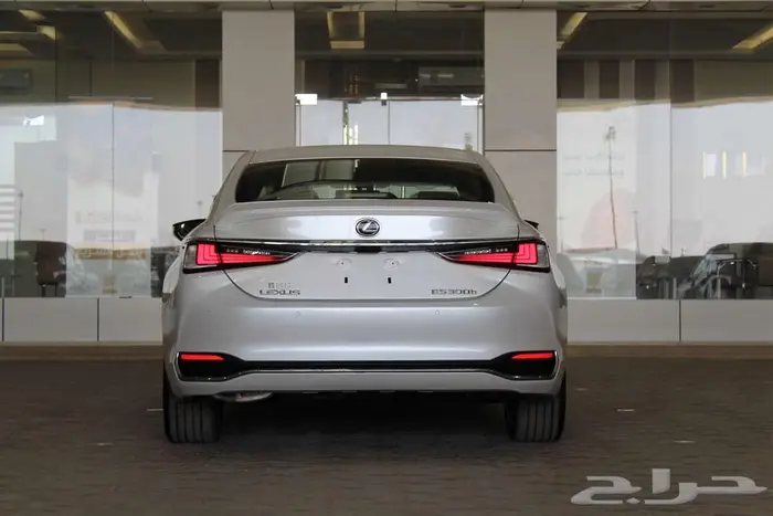 لكزس - ES300 Bh هايبرد - 2025 - نص فل - خليجي السعر 199000 15