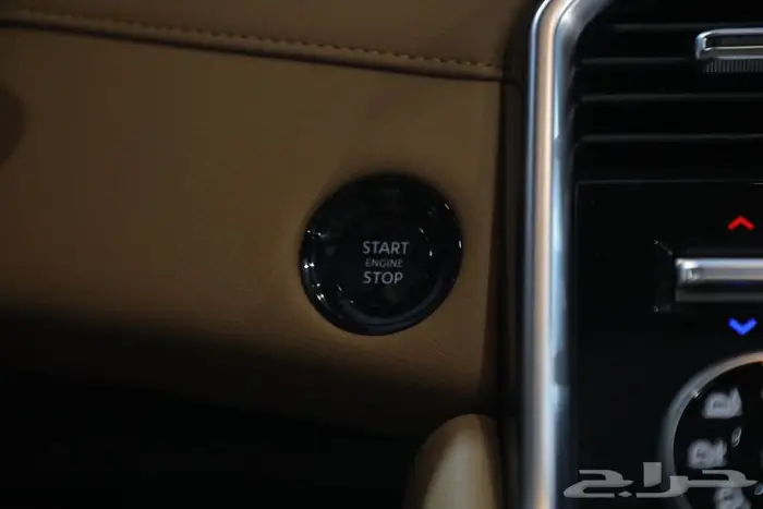 نيسان باترول فل كامل بلاتينيوم بانوراما جلد V6 موديل 2026 16