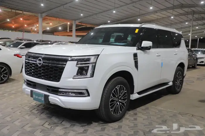 نيسان باترول فل كامل بلاتينيوم بانوراما جلد V6 موديل 2026 1