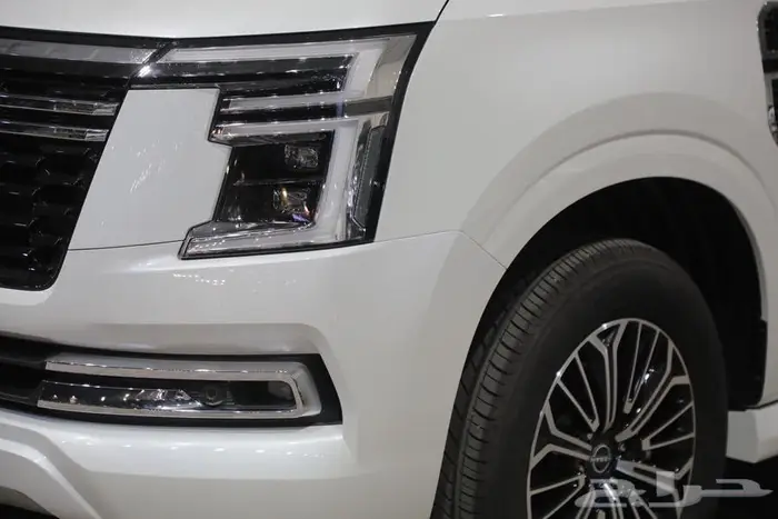 نيسان باترول فل كامل بلاتينيوم بانوراما جلد V6 موديل 2026 5