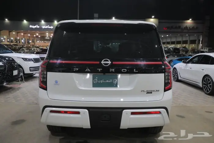 نيسان باترول فل كامل بلاتينيوم بانوراما جلد V6 موديل 2026 6
