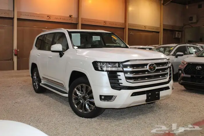 تويوتا لاندكروزر 3.5 GXR4 بنزين اتوماتيك 2026 2