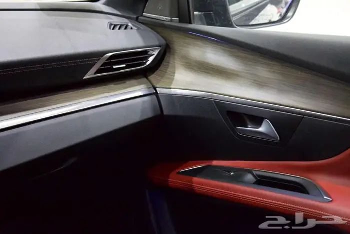 بيجو 3008 GT فل كامل موديل 2023 - عروض خاصة 24