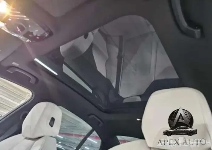 BMW 520i mkit الفئة الخامسة موديل 2025 18