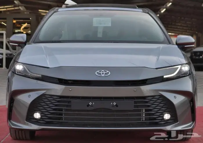 تويوتا كامري 2025 جميع الفئات والالوان 2