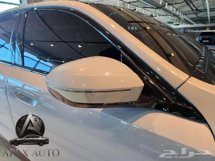 BMW 520I Mkit 2025 قيد الشحن 12