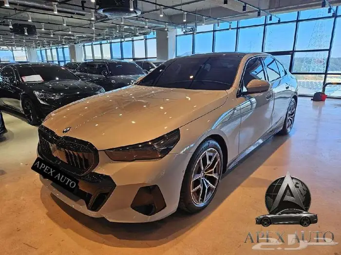 BMW 520I Mkit 2025 قيد الشحن 1