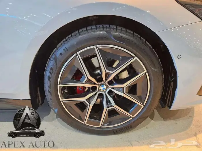 BMW 520I Mkit 2025 قيد الشحن 15