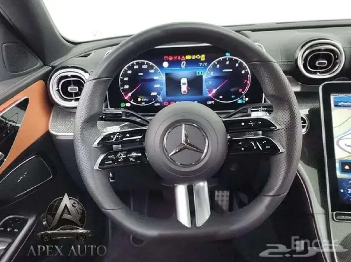 مرسيدس 2023 C300 AMG Line عرض مميز 7
