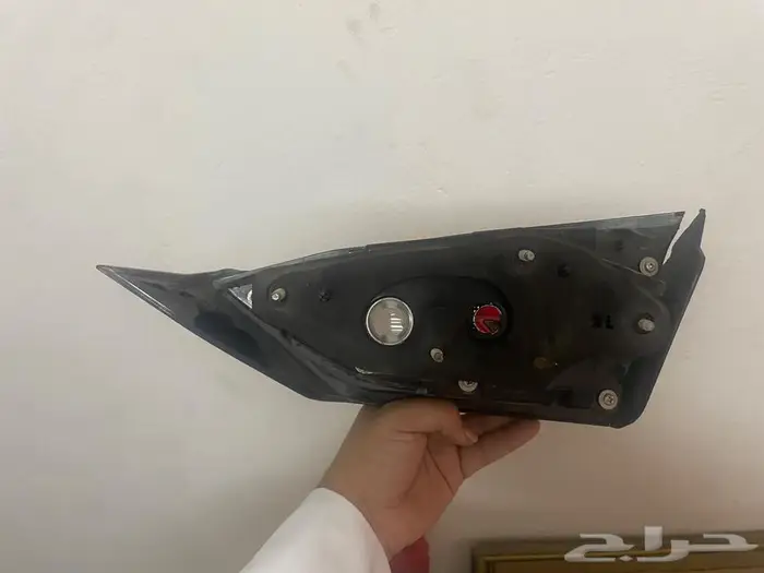 اسطب شنطه خلفي يسار التيما 3