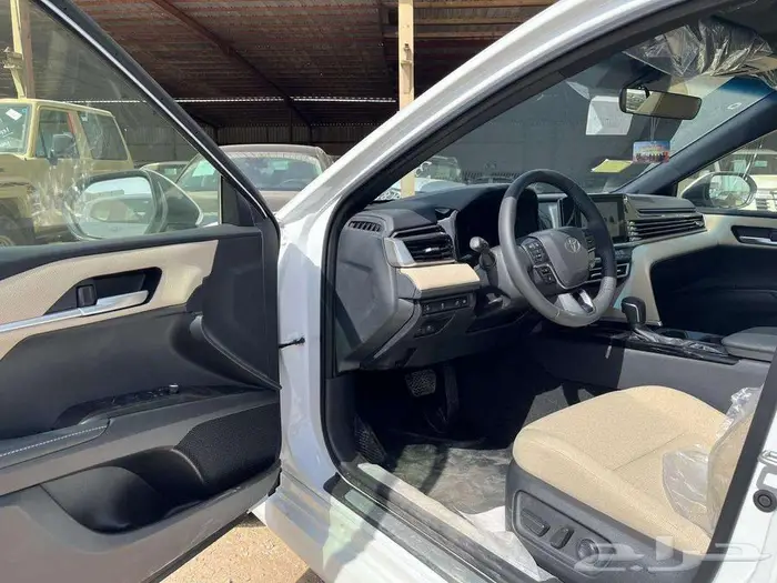 كامري LE هايبرد 2025 نقد وتقسيط 4