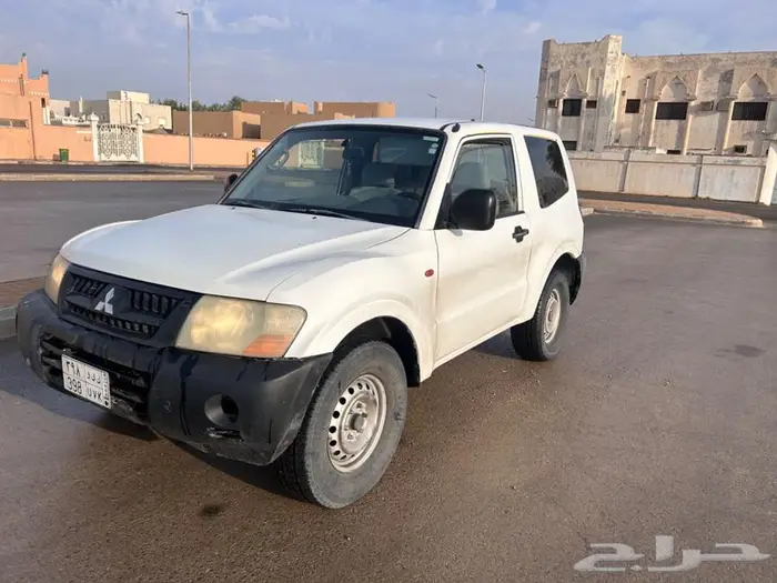 للبيع باجيرو مخززن 2003 0