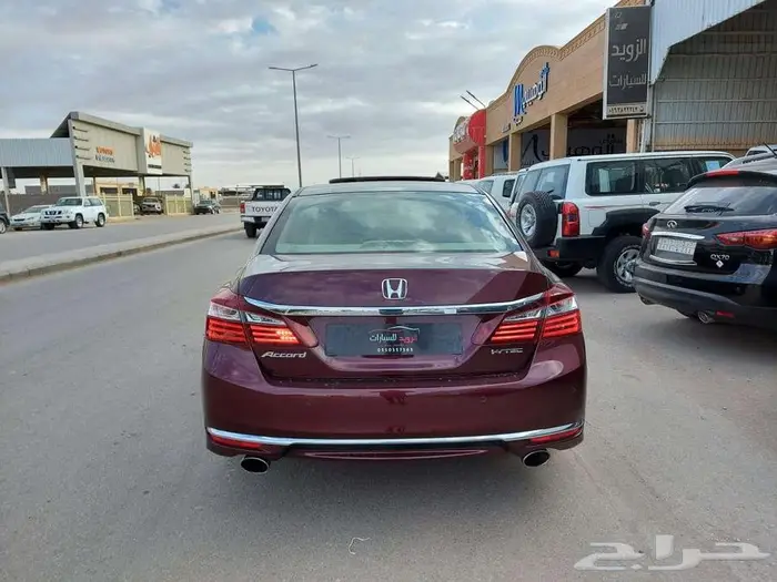 اكورد 2017 فل مخمل مخزن عداد 30 ألف فقط 13