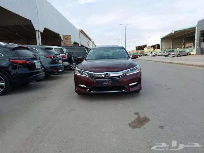 اكورد 2017 فل مخمل مخزن عداد 30 ألف فقط 26