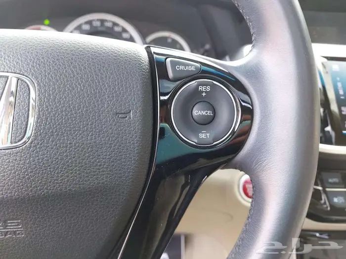 اكورد 2017 فل مخمل مخزن عداد 30 ألف فقط 40