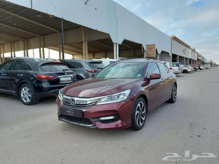 اكورد 2017 فل مخمل مخزن عداد 30 ألف فقط 52