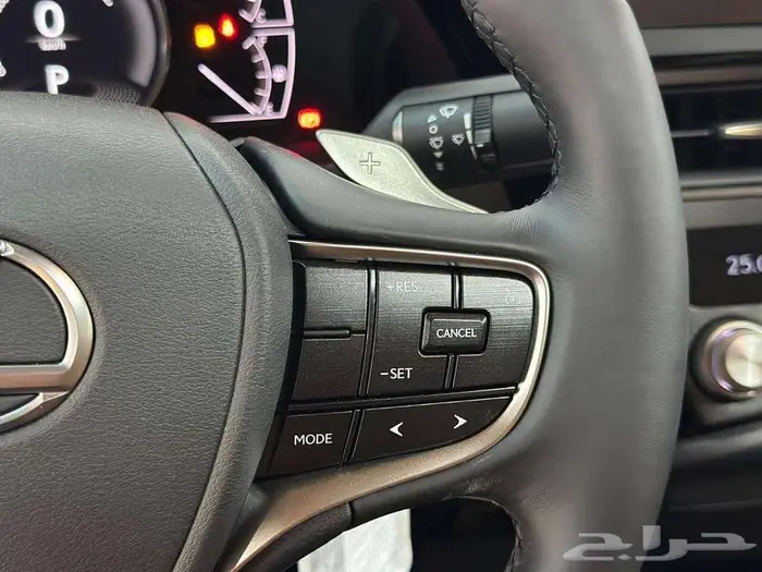 لكزس ES300 هايبرد موديل 2025 كاش و أقساط 9