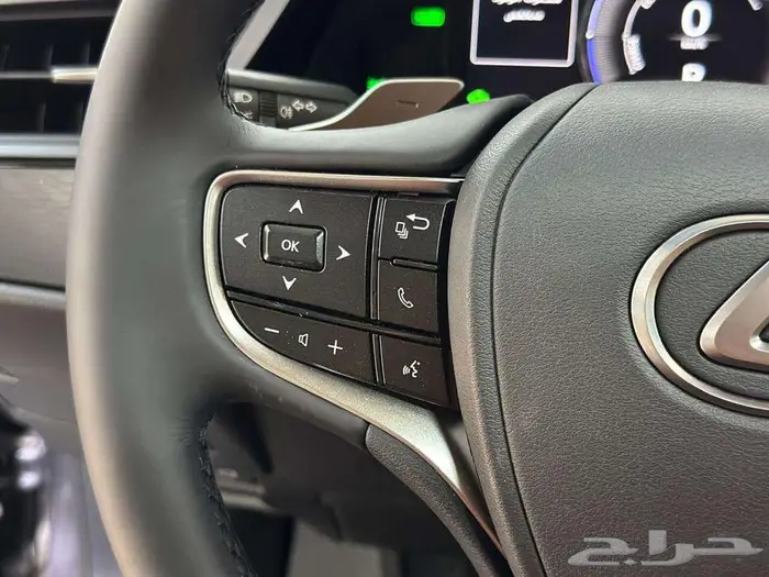 لكزس ES300 هايبرد موديل 2025 كاش و أقساط 10