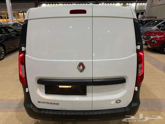 رينو فان اكسبريس ديزل 2024 الوعلان اصفااار ( كاش و اقساط ) 5