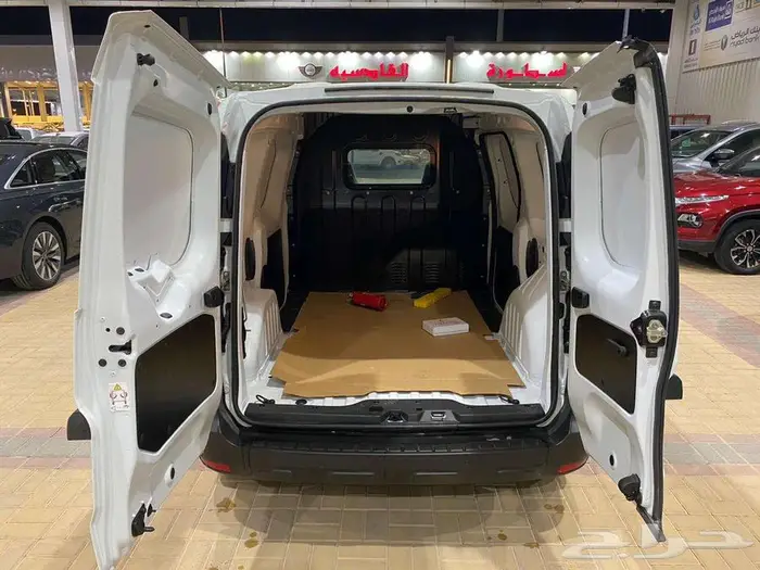 رينو فان اكسبريس ديزل 2024 الوعلان اصفااار ( كاش و اقساط ) 12