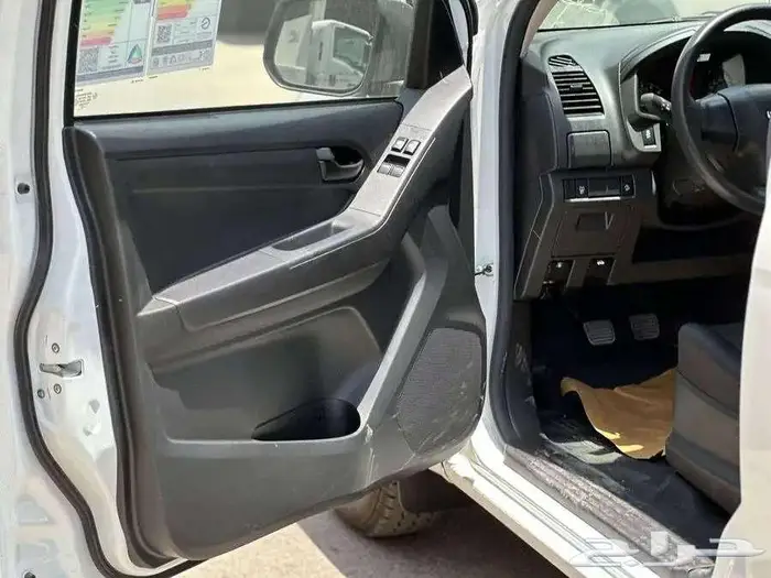 ايسوزو ديماكس غمارة 2026 بدون دبل زجاج ( كهربا - عادى ) 11